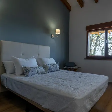 Apartament Montes Vindios *