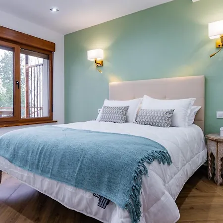 Montes Vindios Apartament Onís